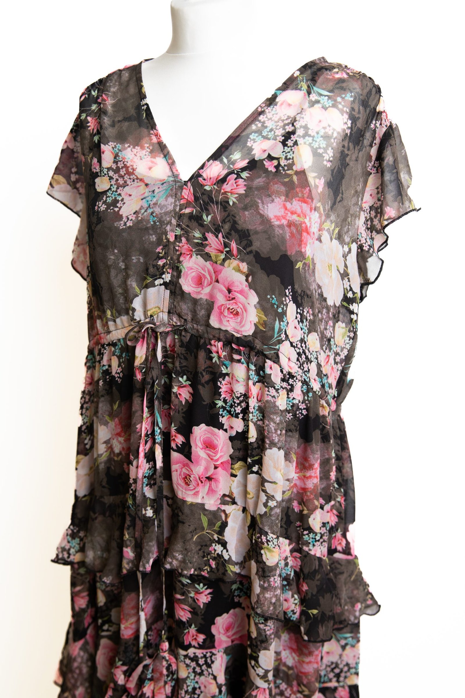 Tilly Black Rose - Image 4