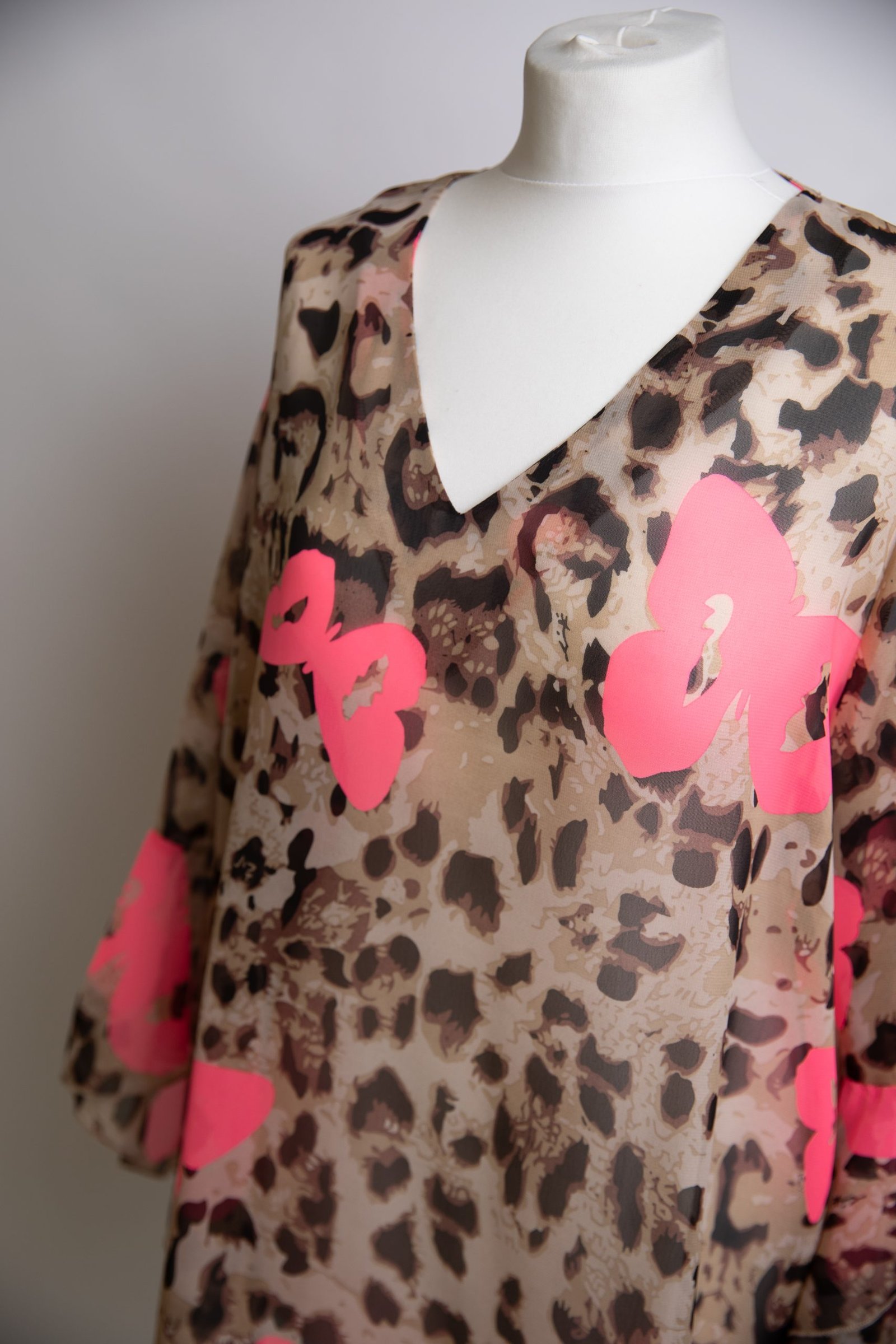 Tina Top Neon Butterfly - Image 11