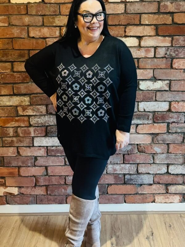 'L' Knitted diamond shaped bling detail tunic top